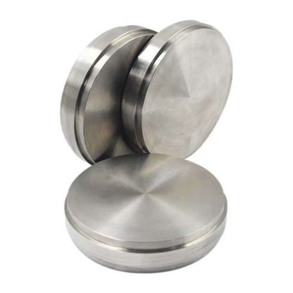 Titāna kalts disks